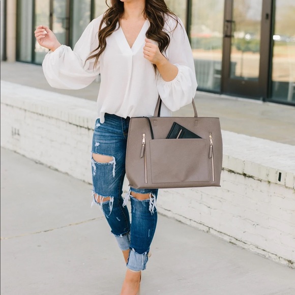 Balloon Sleeve Blouse-Ivory - Picture 5 of 5